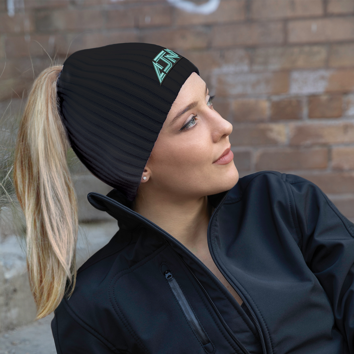 Toque with elasticized Ponytail opening (Women's) — Rib knit — AJM 1K200L - Image 3
