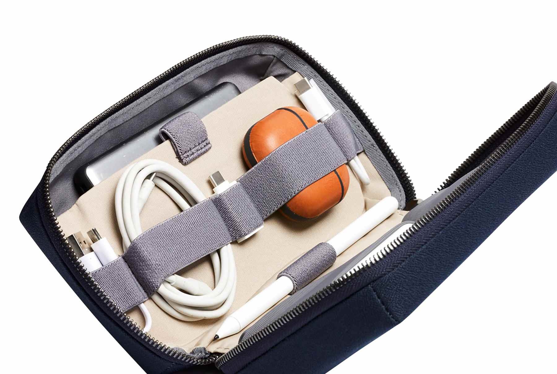 Bellroy Tech Kit - Image 15
