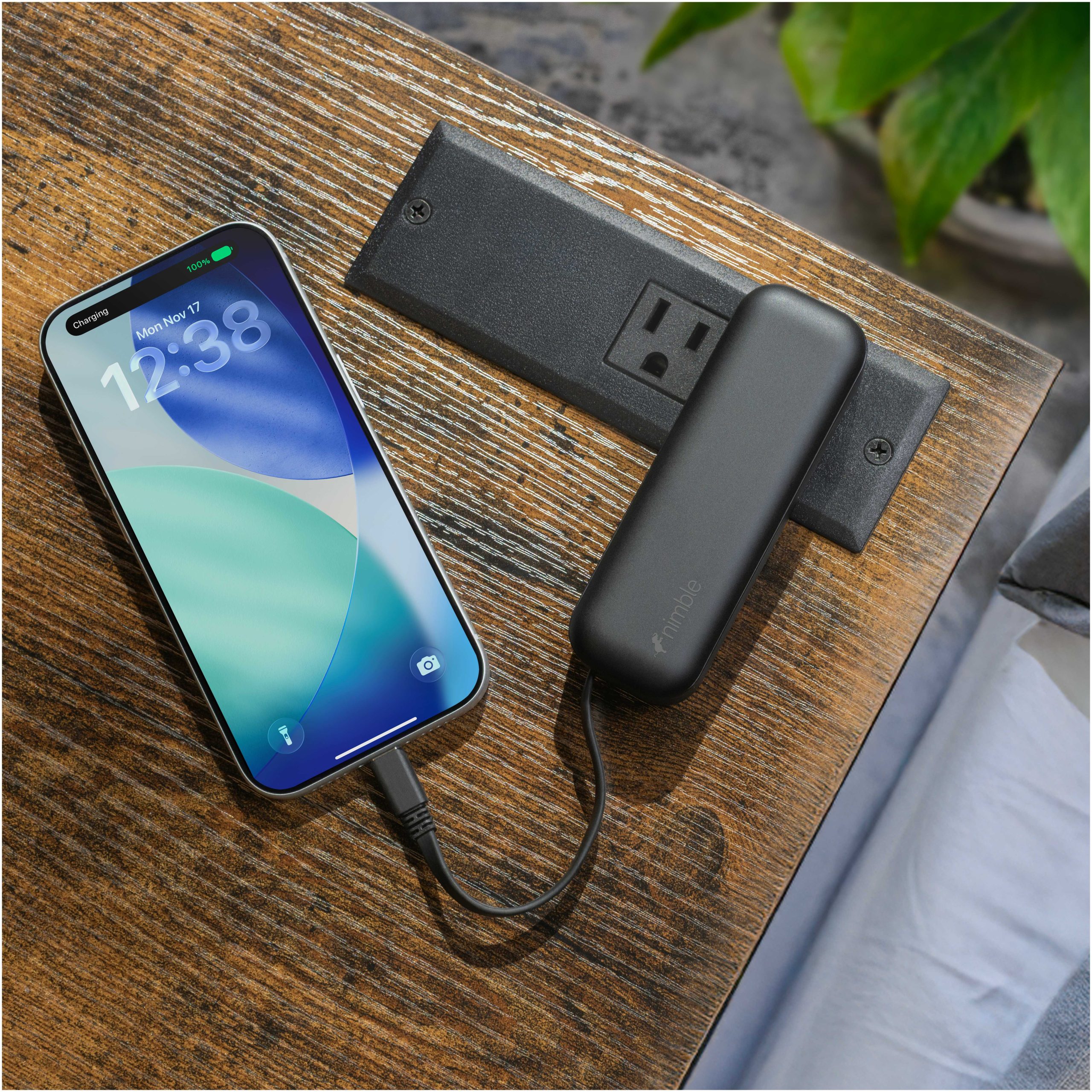 Nimble Wally Pro 20 5,000 mAh Power Bank and Wall Charger - Image 9