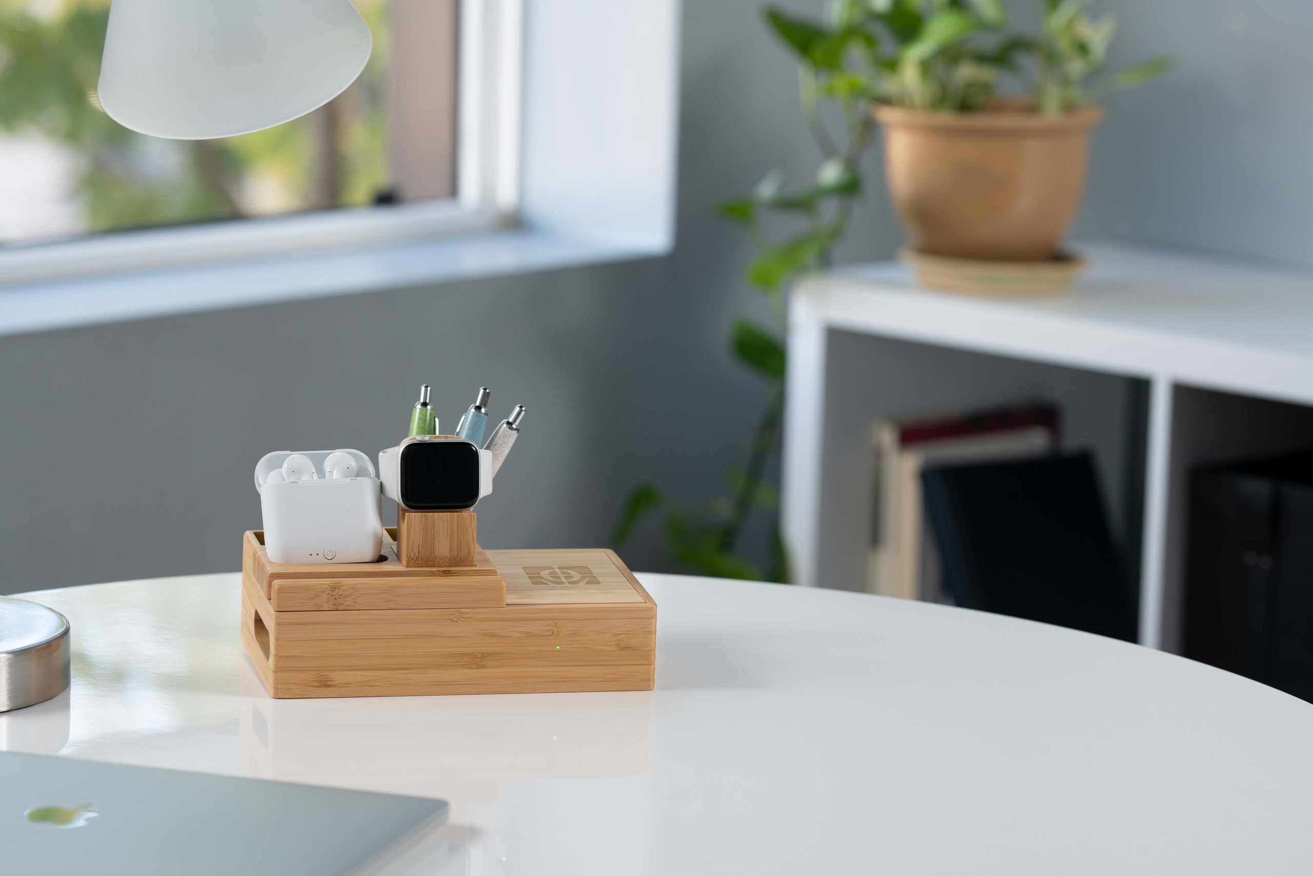 Bamboo Fast Wireless Charging Dock Station - Image 14
