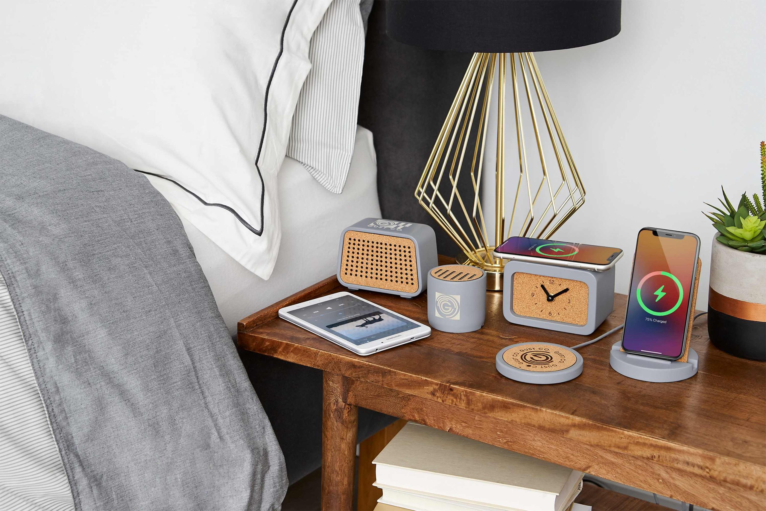 Set in Stone Wireless Charging Stand - Image 11