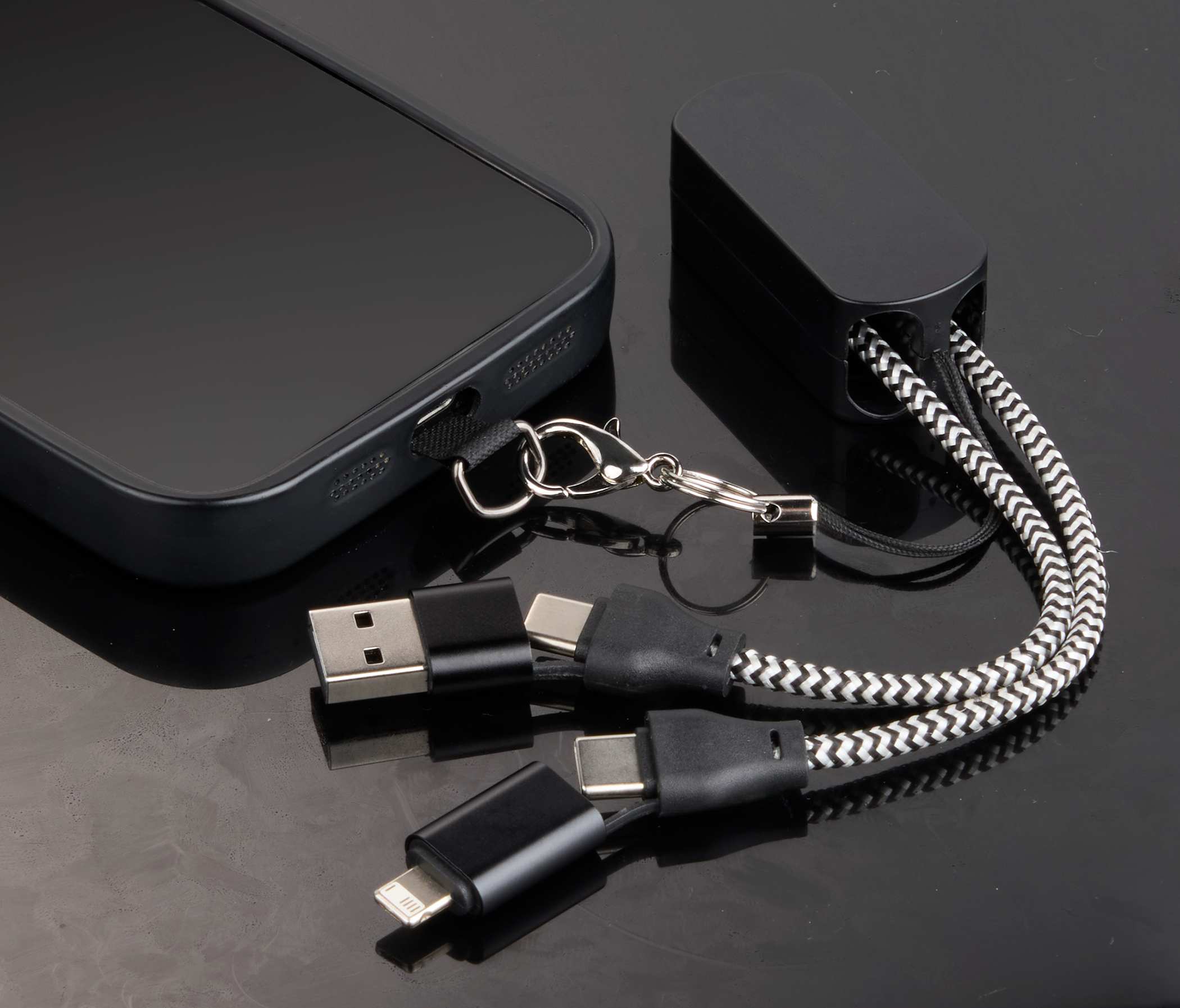 Wrist Link 5-in-1 65W PD Charging Cable Lanyard - Image 5
