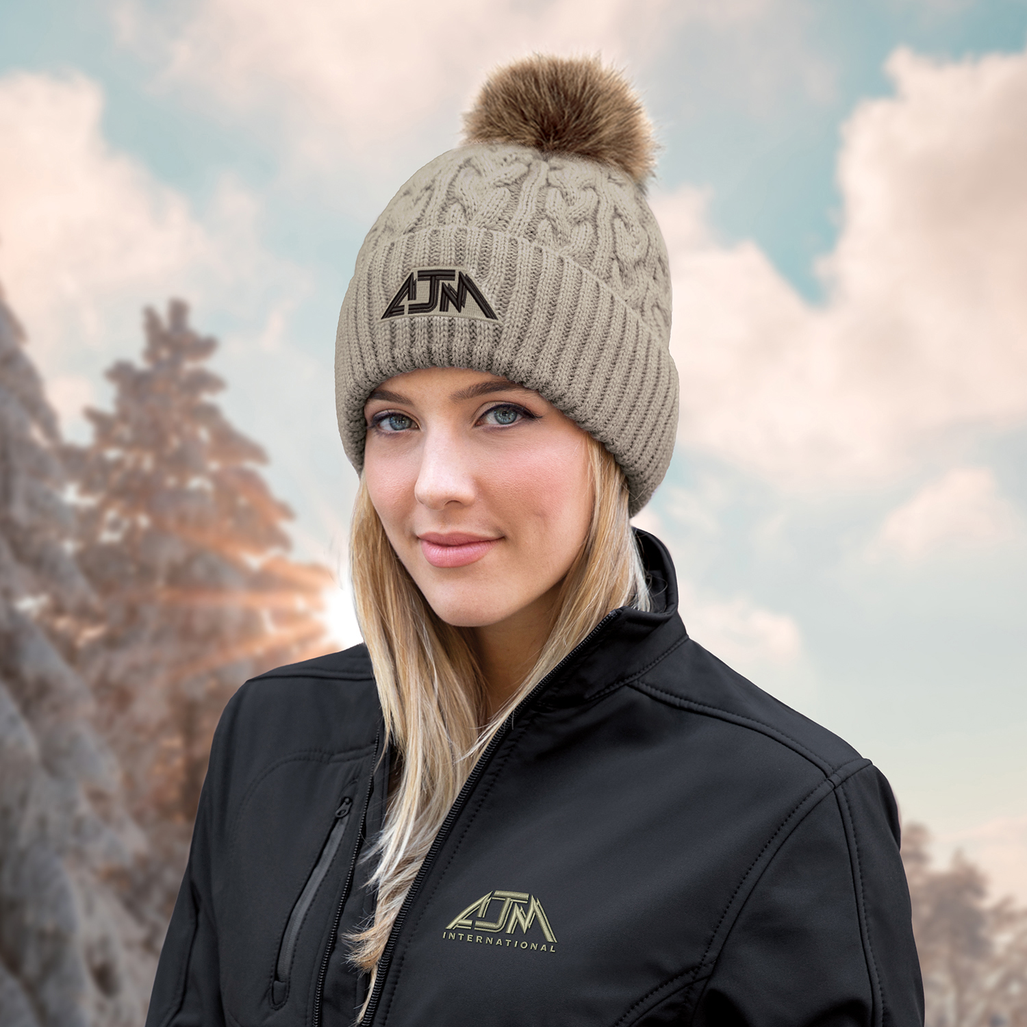Cuff Toque (Faux Fur Pom Pom 12cm, Women’s) — Jacquard cable knit — AJM 9L594L - Image 5