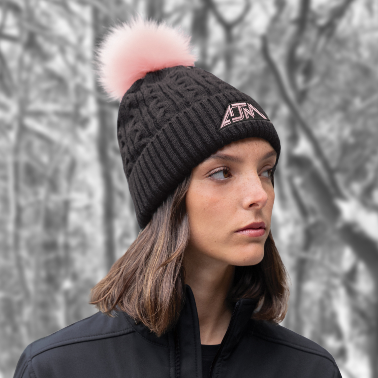 Cuff Toque (Faux Fur Pom Pom 12cm, Women’s) — Jacquard cable knit — AJM 9L594L - Image 7