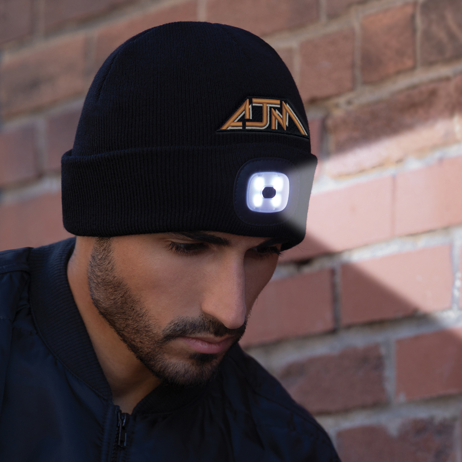 Cuff Toque with LED Light — Rib knit — AJM 9X539M - Image 3