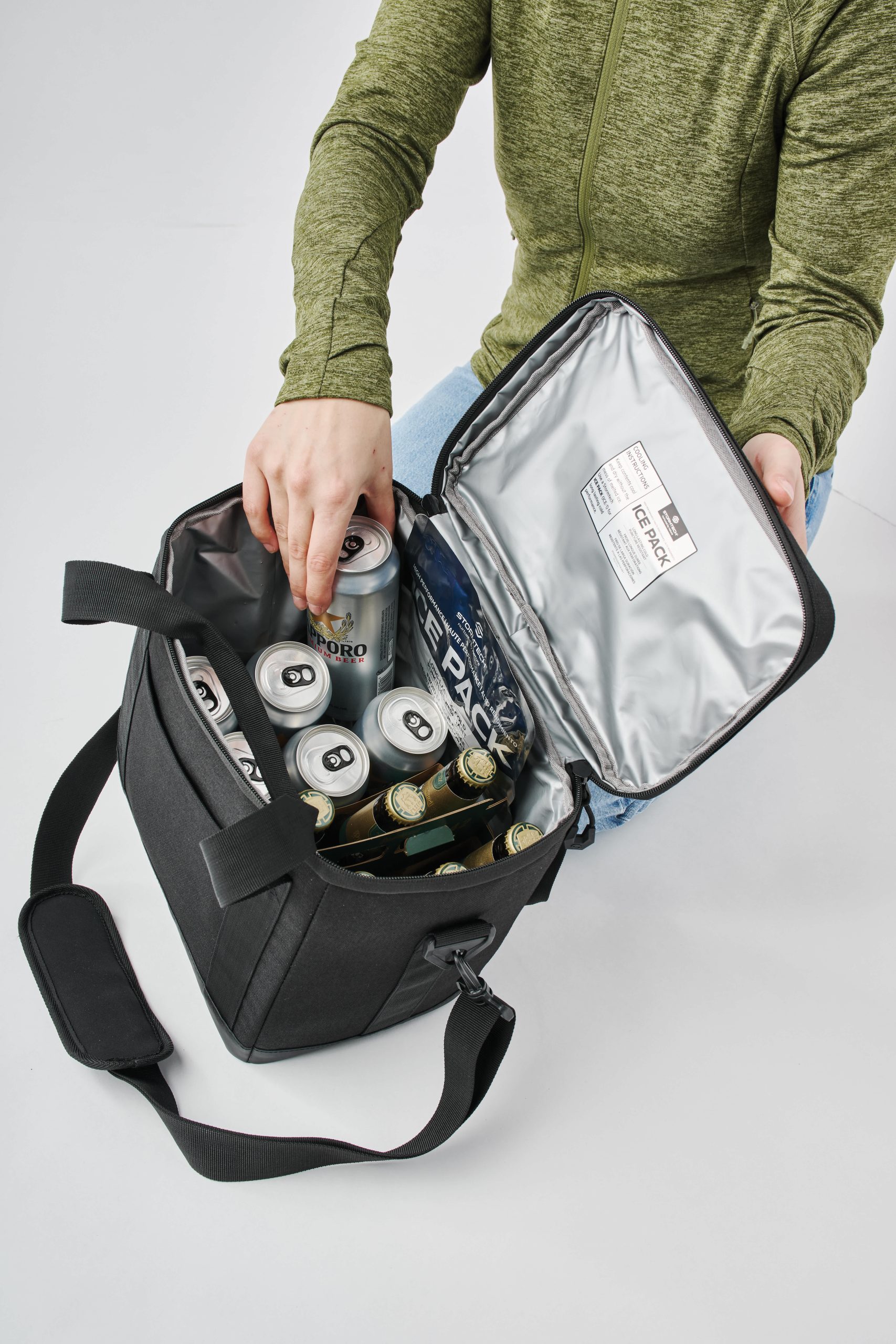 Aquarius 16 Cooler Bag - Image 6