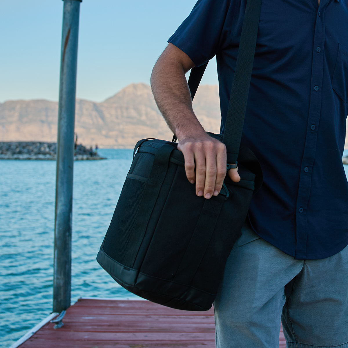 Aquarius 16 Cooler Bag - Image 8