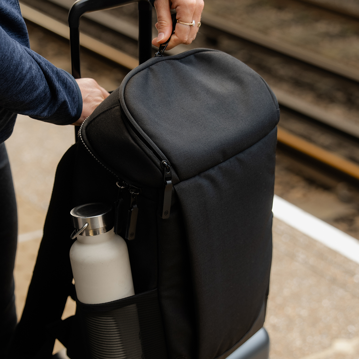 Aquarius Backpack 22 - Image 14