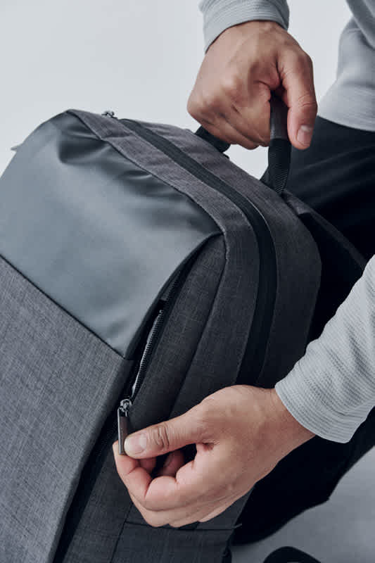 Cupertino Commuter Backpack 16 - Image 12