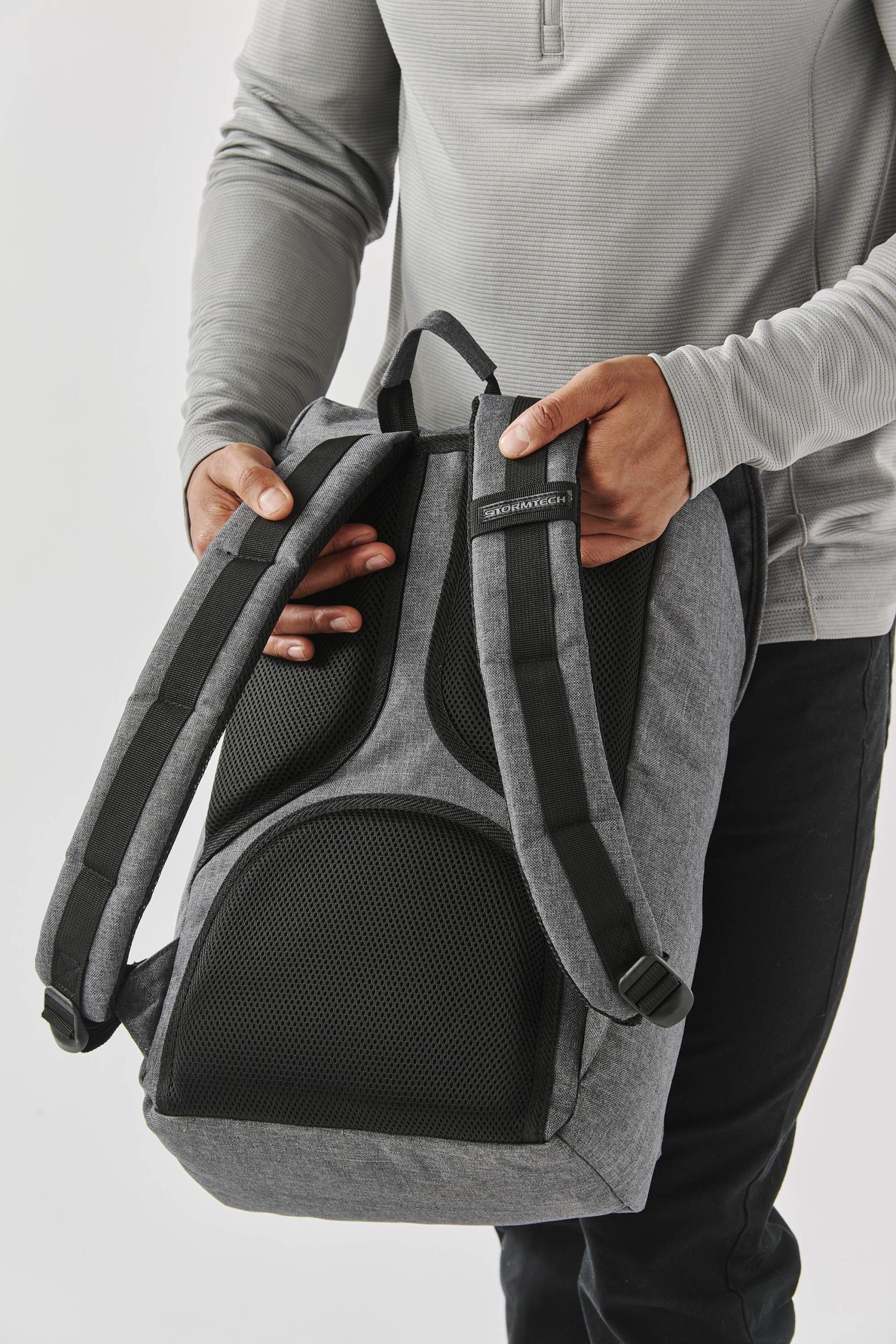Oasis Backpack 22 - Image 9